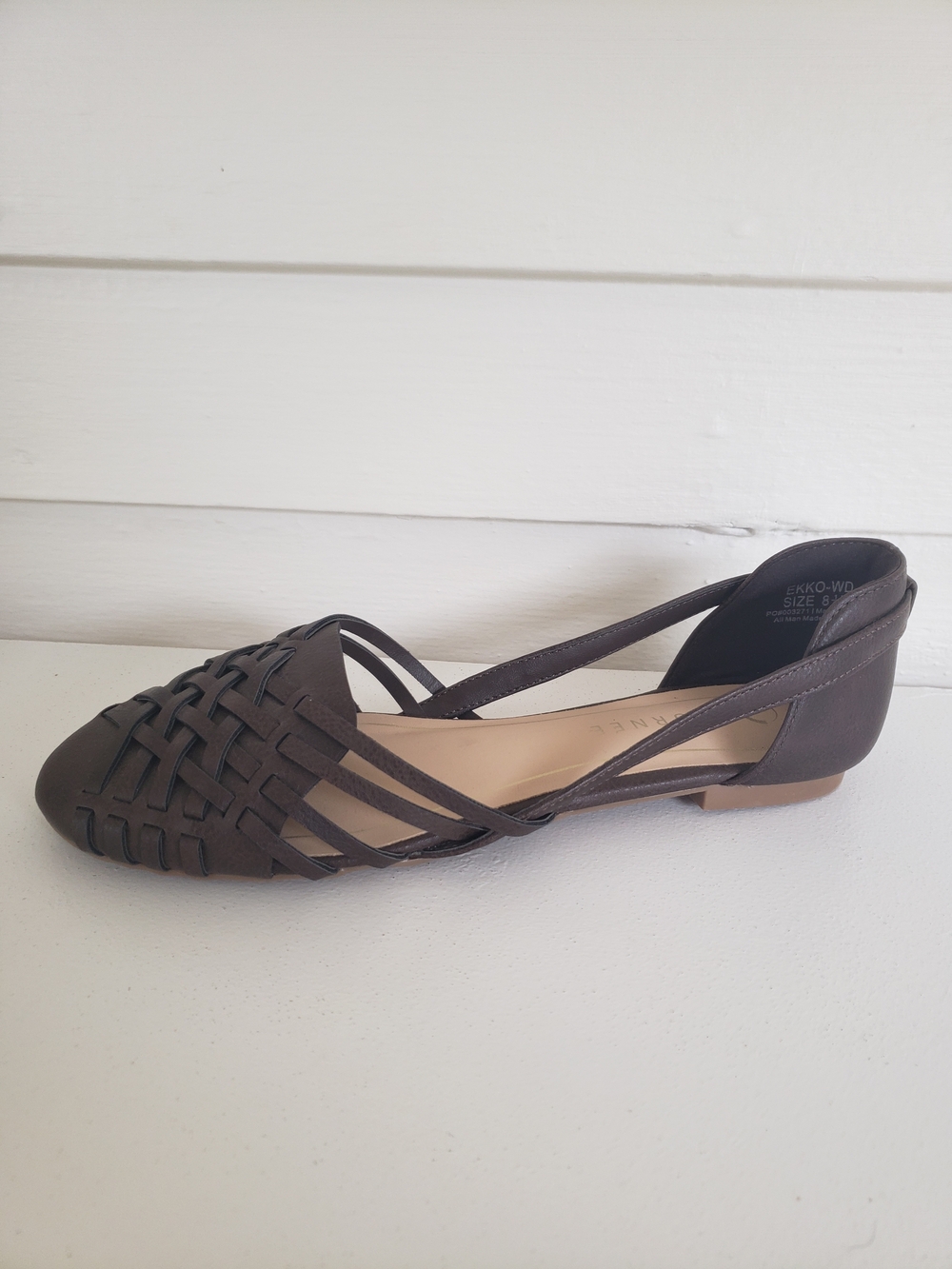 Journee Collection Ekko Women's Brown Comfortable Braided Flat Sandals Size 8.5